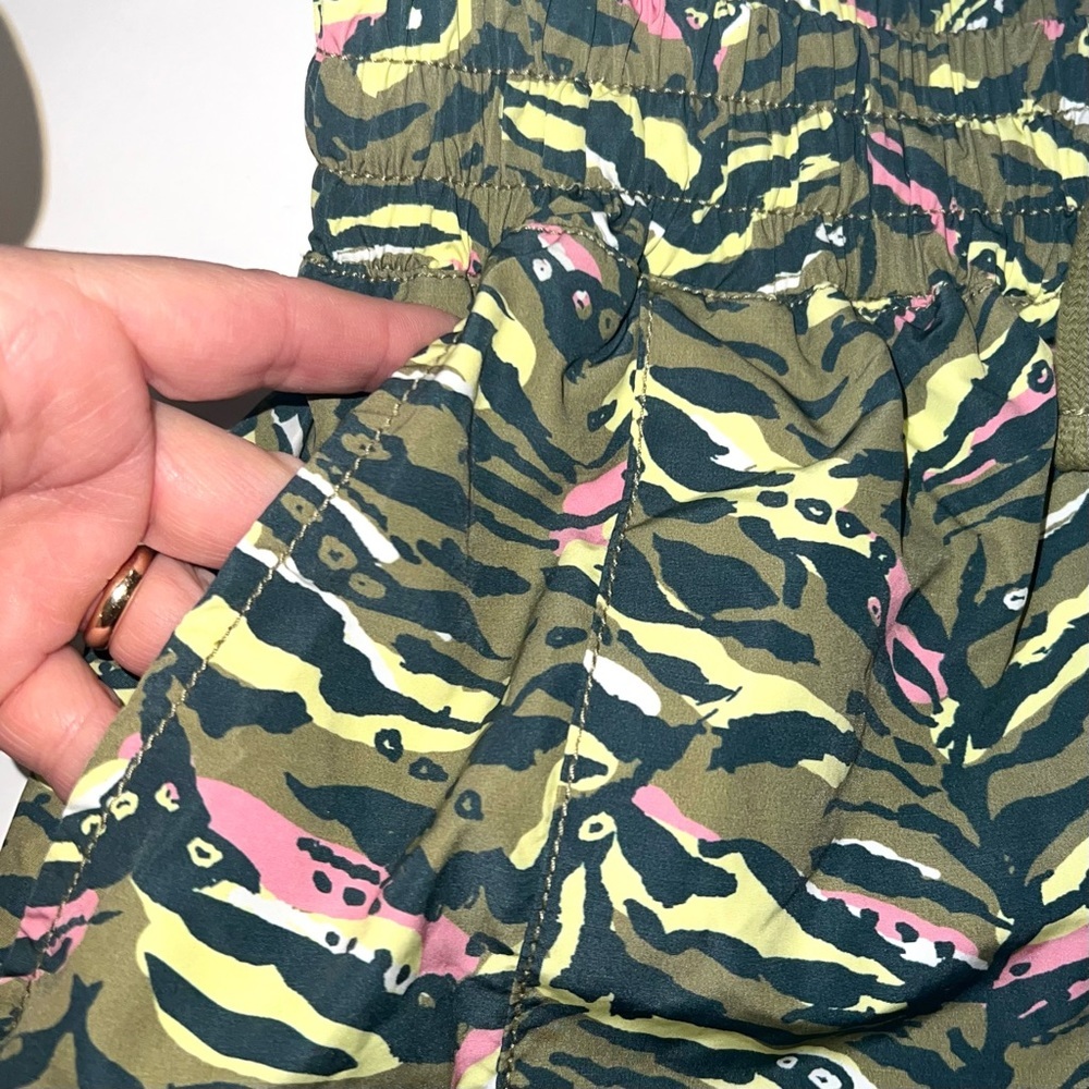 Free People Movement sz XS olive combo zephyr print high-rise baggy balloon pant - Picture 8 of 16